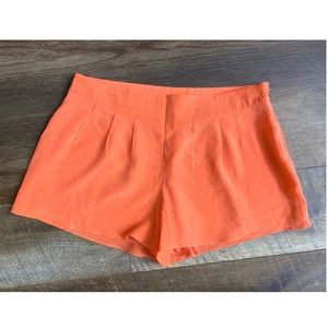 NWOT - {Quicksilver} Mackenzie 100% Silk Shorts